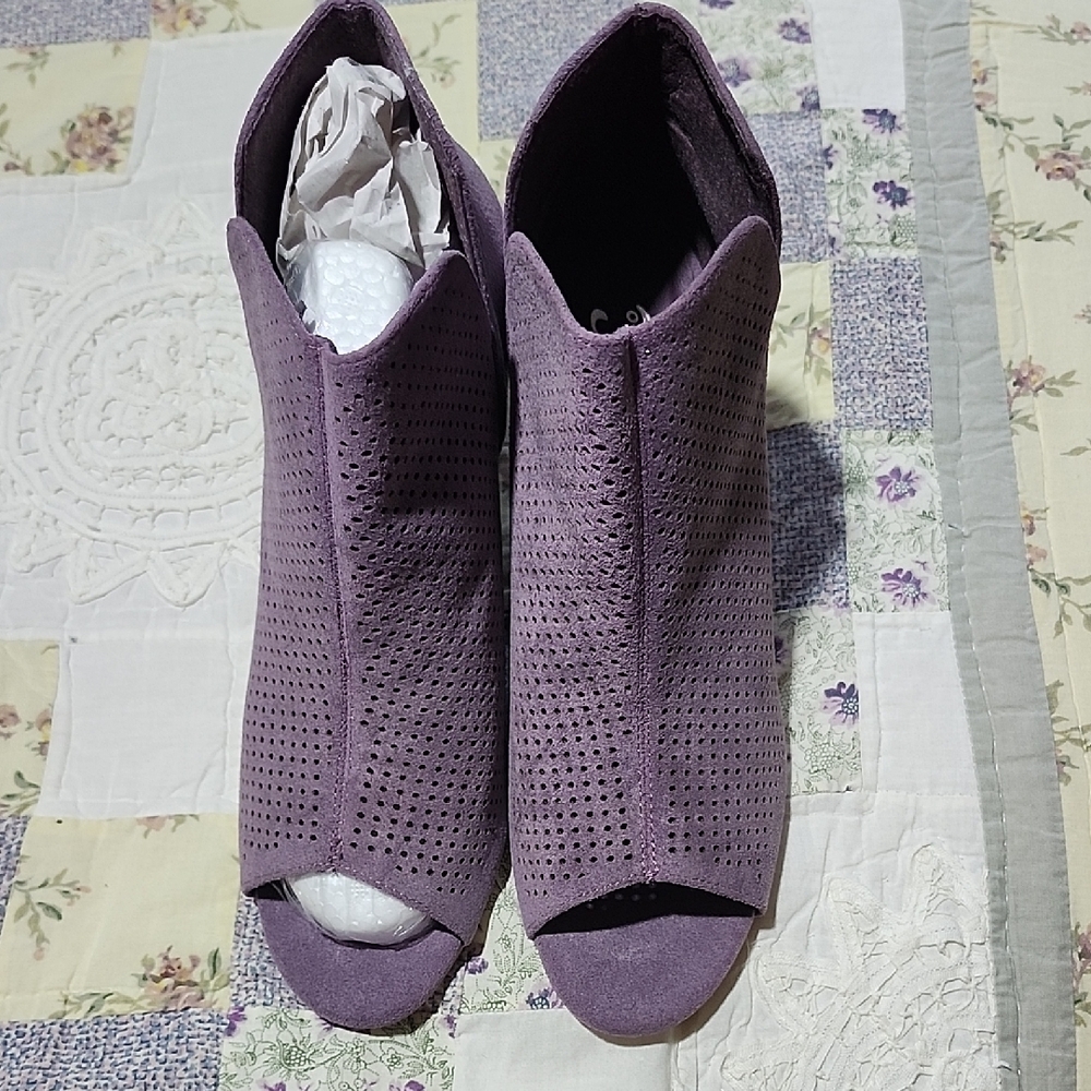 TC Purple Mules & Clogs with Textured Knit Design